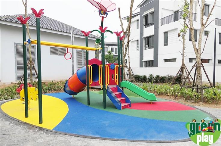 kids outdoor playground equipment
